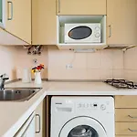 1br - Downtown Chiado شقة