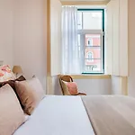 Апартаменти 1br - Downtown Chiado *